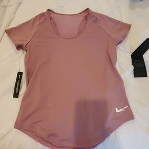 Nike workout top